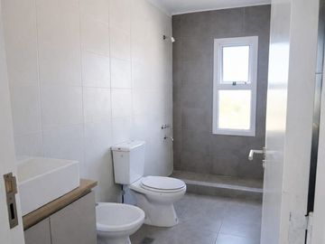 GRAN DEPARTAMENTO EN BARRIO VISTA OLIVO MENDOZA