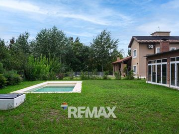 CASA EN VENTA SAN ELISEO GOLF 5 AMBIENTES