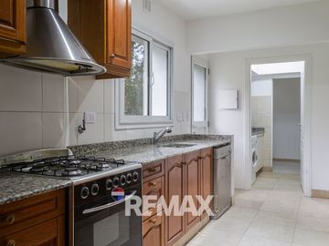 CASA EN VENTA SAN ELISEO GOLF 5 AMBIENTES