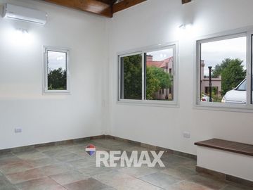 CASA EN VENTA SAN ELISEO GOLF 5 AMBIENTES