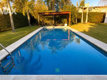 Venta casa 5 Ambientes  Barrio Los Puentes-Lujan