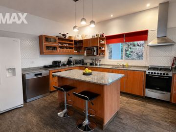 Venta casa 5 Ambientes  Barrio Los Puentes-Lujan