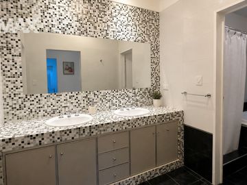Venta casa 5 Ambientes  Barrio Los Puentes-Lujan