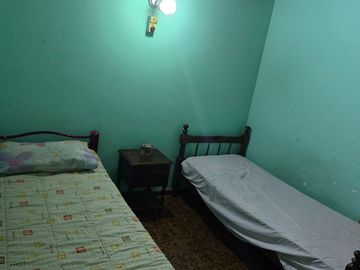 VENTA CASA 4 DORMITORIOS, B° RECONQUISTA