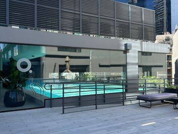 Hermosa vista. Piso alto. Lujosos amenities.