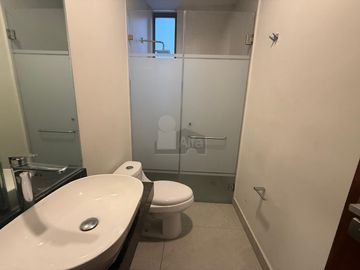 Departamento en renta, Torre Diez ,Colinas de San Jerónimo, Monterrey, Nuevo León.