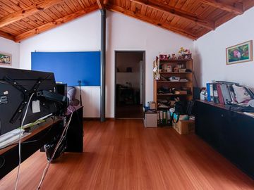 Casa en venta Saavedra Jardín -pileta - parrilla
