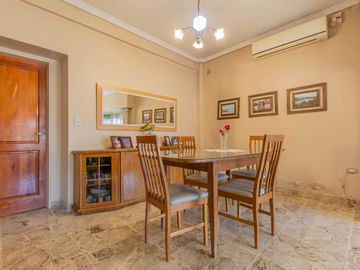 VENTA CASA 4 AMB C/JARDIN + PH 2 AMB VILLA BOSCH