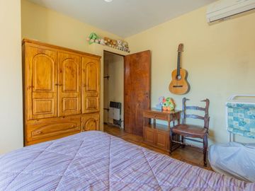 VENTA CASA 4 AMB C/JARDIN + PH 2 AMB VILLA BOSCH