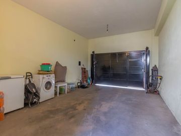 VENTA CASA 4 AMB C/JARDIN + PH 2 AMB VILLA BOSCH