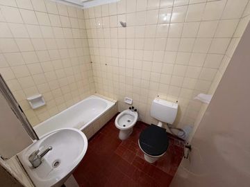 VENTA DEPARTAMENTO 3 AMBIENTES FLORES BALCON