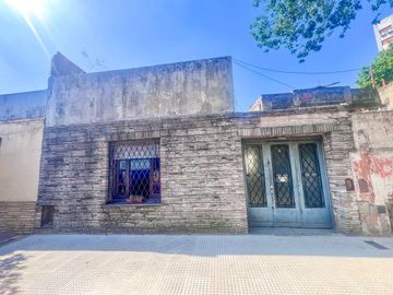 VENTA LOTE FLORESTA 560 METROS CONSTRUIBLES