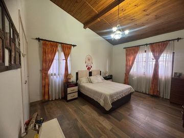 VENTA CASA APTA CRÉDITO LUJAN DE CUYO