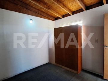 VENTA CASA 1 DORMITORIO EN CHINA MUERTA