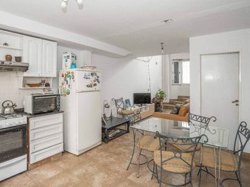 VENTA DÚPLEX EN VILLA DEL PARQUE SIN EXPENSAS