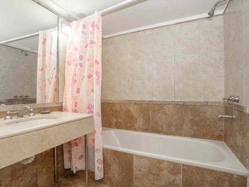 VENTA DÚPLEX EN VILLA DEL PARQUE SIN EXPENSAS