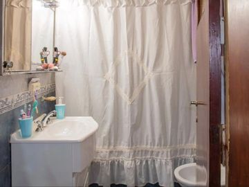 CASA EN VENTA 4 AMBIENTES BOULOGNE