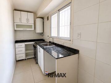 Dpto 2 ambientes en alquiler en Caballito