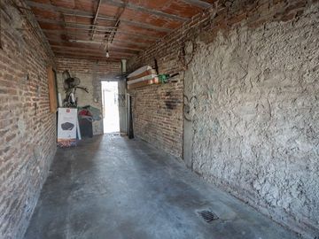 Venta de Casa para 2 familias en Ituzaingó