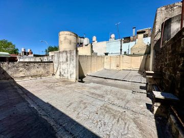 VENTA Casa Lote Propio - Mataderos