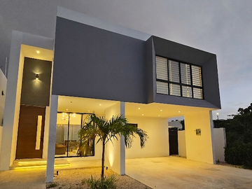 CASA EN VENTA EN MÉRIDA YUCATÁN EN PRIVADA EN CONKAL