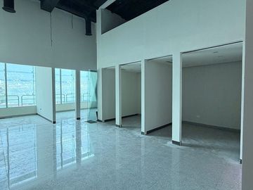 Oficina Premium en Renta | Moll del Valle | Vista Espectacular a la Sierra Madre