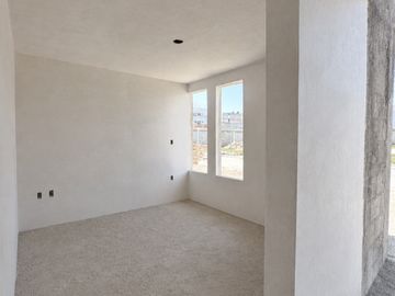 CASA EN PRE VENTA EN PRIVADA DE METEPEC, CERCA A GALERIAS