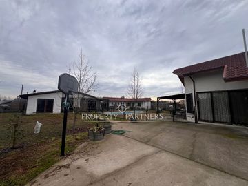 Linda casa en exclusivo condominio
