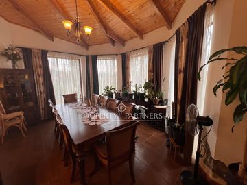 Linda casa en exclusivo condominio