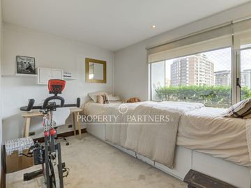 Exclusivo y amplio departamento en arriendo con privilegiada vista despejada al Club de Golf