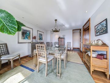 Exclusivo y amplio departamento en arriendo con privilegiada vista despejada al Club de Golf