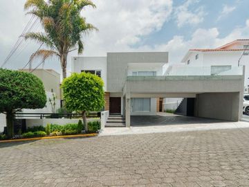 Vive en un refugio de sofisticación y privacidad para quien valora el diseño y la exclusividad