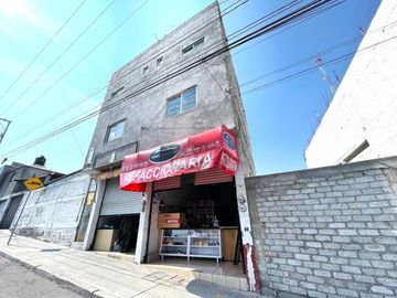 Edificio comercial en venta en Prolongación Luis Pasteur