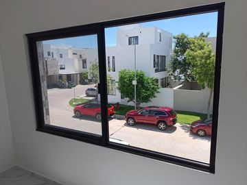 Casa en Venta 3 recs 3.5 baños, Arbolada Cancun Quintana Roo
