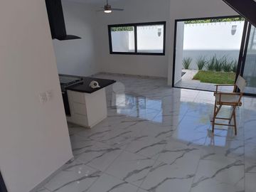 Casa en Venta 3 recs 3.5 baños, Arbolada Cancun Quintana Roo