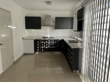 Casa en renta, San Patricio, García, Nuevo León.