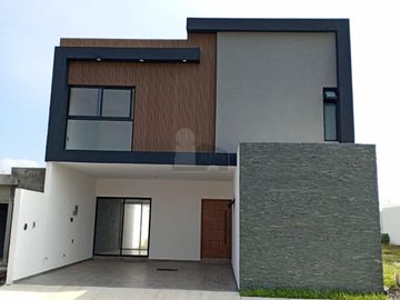 Casa en Venta en Lomas de la Rioja