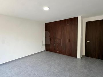 Casa remodelada en venta en Campestre Churubusco, Coyoacán.