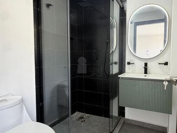 Casa remodelada en venta en Campestre Churubusco, Coyoacán.