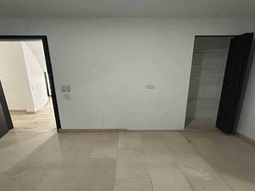 CASA EN ARRIENDO / PINARES / PEREIRA