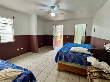 Casa en venta en colonia Sutaj cerca de Forum Tlaquepaque