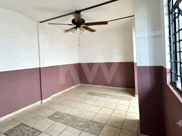 Casa en venta en colonia Sutaj cerca de Forum Tlaquepaque