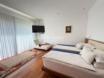 CASA EN VENTA EN JURIQUILLA