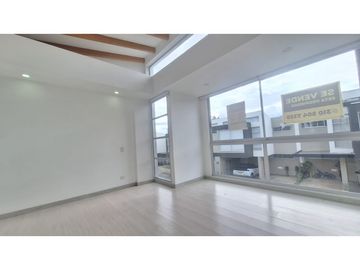 ZONA DE ALTA VALORIZACIÓN, CASA UNIFAMILIAR EN RIONEGRO