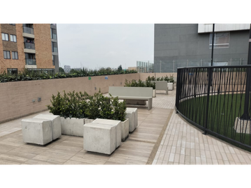 Torre Estacion - San Victorino, Los Mártires
