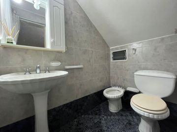 DEPTO EN VENTA 2 AMBIENTES EN VALENTIN ALSINA