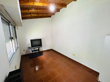CASA 5 AMBIENTES Y MONOAMBIENTE VENTA JOSE MARMOL