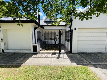 CASA 5 AMBIENTES Y MONOAMBIENTE VENTA JOSE MARMOL
