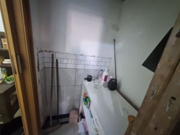 LOCAL VENTA HIPOLITO IRIGOYEN 7100 LOMAS DE ZAMORA
