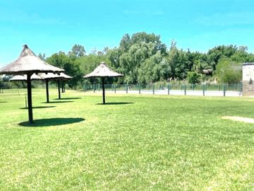 VENTA LOTE 700M2 CENTRAL COUNTRY CARDALES VILLAGE